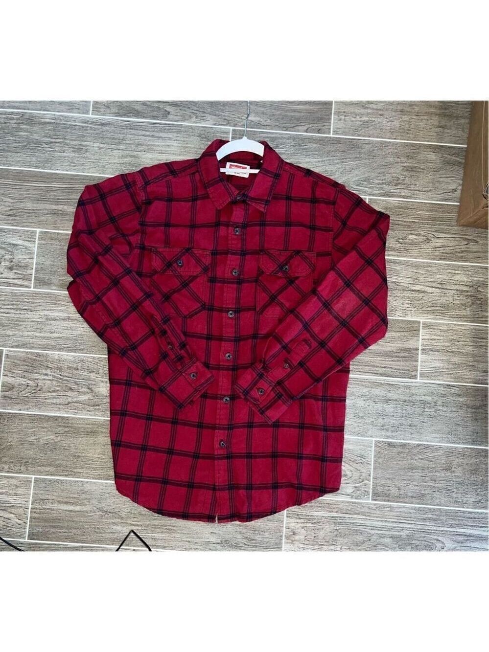 Red Plaid! Wrangler red plaid shirt sz med long sleeve - Picture 7 of 16